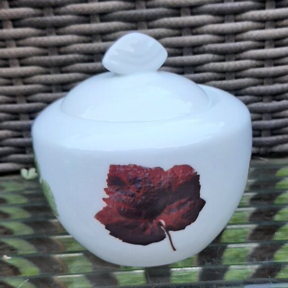 Studio Nova Leaf Harmony Covered Sugar Bowl - Picture 4 of 8